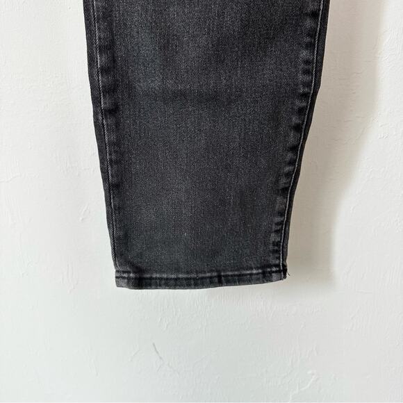 Madewell Classic Straight Jean 28 - Picture 4 of 13